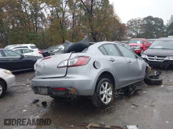 2011 Mazda Mazda3 i Touring with VIN JM1BL1VF2B1396156, listed as a IAAI auction lot 40867804 with 1 mi miles. Bid and sale history available at carsss.com. Image 4.