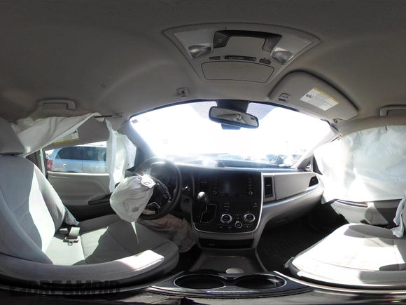 2020 Toyota Sienna LE Auto Access Seat with VIN 5TDKZ3DC3LS040255, listed as a IAAI auction lot 41720899 with 100,180 mi miles and . Bid and sale history available at DreamBid. Image 18.
