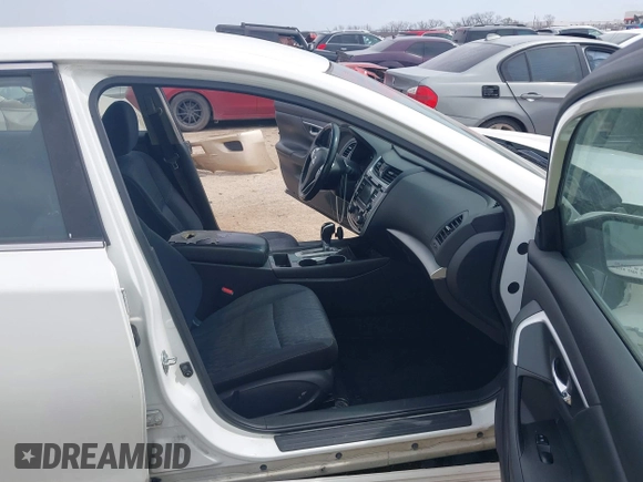 2018 Nissan Altima SV with VIN 1N4AL3AP2JC241377, listed as a IAAI auction lot 41782081 with 131,849 mi miles and . Bid and sale history available at DreamBid. Image 5.