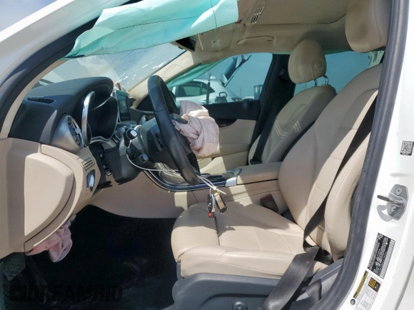 2018 Mercedes-Benz C 300 z VIN 55SWF4JB0JU274493, wystawiony jako Copart lot #53468055 z przebiegiem Nie podano mil oraz Szkoda całkowita • Salvage title. Historia ofert i sprzedaży dostępna na DreamBid. Obrazek 7.