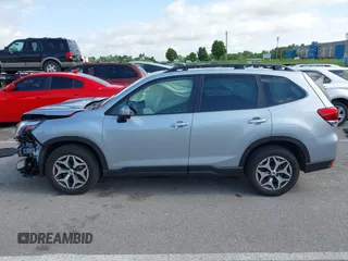 2024 Subaru Forester Premium с VIN JF2SKADC6RH408211, выставлен на аукционе IAAI как лот 42296810 с пробегом 7 785 миль миль и . История ставок и продаж доступна на DreamBid. Изображение 15.