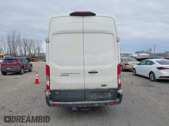 2020 Ford Transit Cargo with VIN 1FTBR3X81LKB42992, listed as a IAAI auction lot 41363461 with 206,522 mi miles and . Bid and sale history available at carsss.com. Image 16.