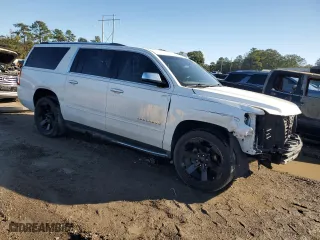 2017 Chevrolet Suburban Premier with VIN 1GNSCJKC9HR176136, listed as a Copart auction lot 80743794 with 190,313 mi miles and Salvage Title. Bid and sale history available at carsss.com. Image 4.