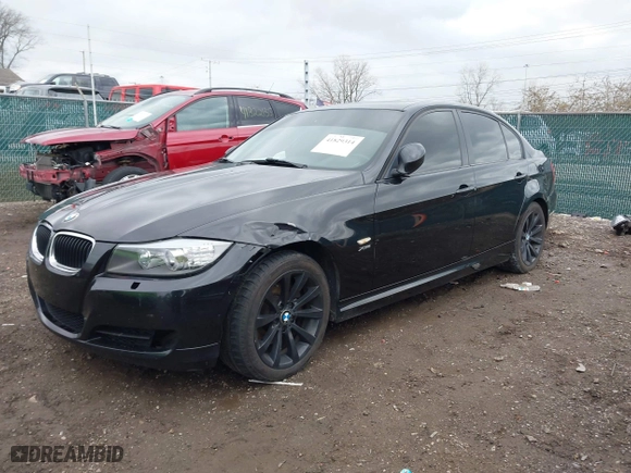 2011 BMW 3 Series 328i xDrive with VIN WBAPK5C59BF123208, listed as a IAAI auction lot 41829314 with 132,864 mi miles. Bid and sale history available at carsss.com. Image 17.