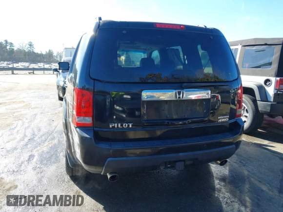 2010 Honda Pilot Touring with VIN 5FNYF4H95AB030531, listed as a IAAI auction lot 41441088 with 274,185 mi miles and . Bid and sale history available at carsss.com. Image 16.