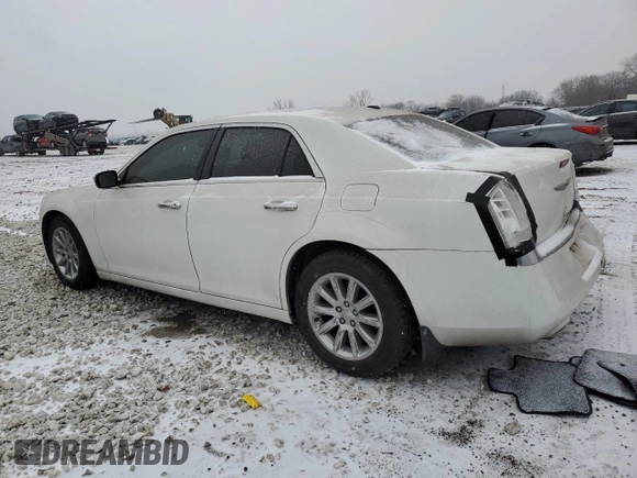 2014 Chrysler 300 with VIN 2C3CCAEGXEH358259, listed as a Copart auction lot 44725945 with 185,481 mi miles and Salvage Title. Bid and sale history available at carsss.com. Image 2.
