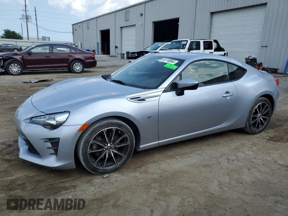 2017 Toyota 86 with VIN JF1ZNAA13H9704020, listed as a Copart auction lot 54116964 with 61,650 mi miles. Bid and sale history available at carsss.com. Image 1.