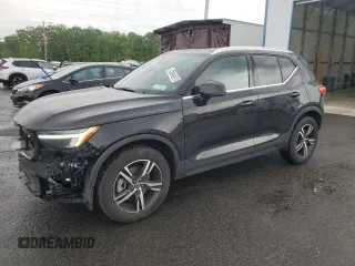 2024 Volvo XC40 Core Bright Theme с VIN YV4L12UK9R2335998, выставлен на аукционе Copart как лот 56703705 с пробегом Не указан миль и Чистый • Clean title. История ставок и продаж доступна на DreamBid. Изображение 1.