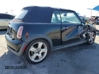 2005 MINI Convertible S z VIN WMWRH33415TF80610, wystawiony jako Copart lot #52642865 z przebiegiem 82 141 mil mil oraz Szkoda całkowita • Salvage title. Historia ofert i sprzedaży dostępna na DreamBid. Obrazek 3.