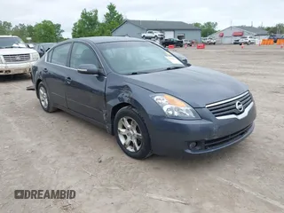 2009 Nissan Altima SE z VIN 1N4BL21E09C193550, wystawiony jako IAAI lot #42358454 z przebiegiem 103 893 mil mil oraz . Historia ofert i sprzedaży dostępna na DreamBid. Obrazek 1.