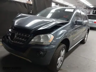 2011 Mercedes-Benz M-Class ML 350 with VIN 4JGBB5GB4BA723124, listed as a IAAI auction lot 40990790 with 120,518 mi miles. Bid and sale history available at carsss.com. Image 2.