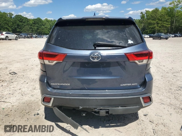 2018 Toyota Highlander Limited with VIN 5TDDZRFH9JS864309, listed as a Copart auction lot 58119095 with 82,617 mi miles and Salvage title. Bid and sale history available at DreamBid. Image 6.