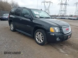 2008 GMC Envoy Denali with VIN 1GKET63M982245902, listed as a IAAI auction lot 41847354 with 295,985 mi miles. Bid and sale history available at carsss.com. Image 1.