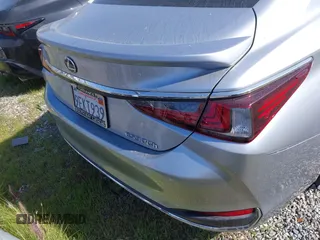2023 Lexus ES with VIN 58ADA1C15PU029154, listed as a IAAI auction lot 41232311 with 15,900 mi miles. Bid and sale history available at carsss.com. Image 16.