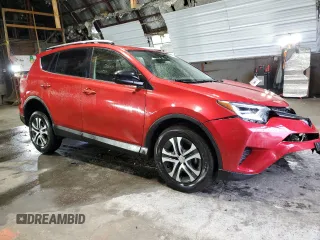 2017 Toyota RAV4 LE z VIN JTMBFREV7HJ123820, wystawiony jako Copart lot #56387685 z przebiegiem 35 008 mil mil oraz Szkoda całkowita • Salvage title. Historia ofert i sprzedaży dostępna na DreamBid. Obrazek 4.