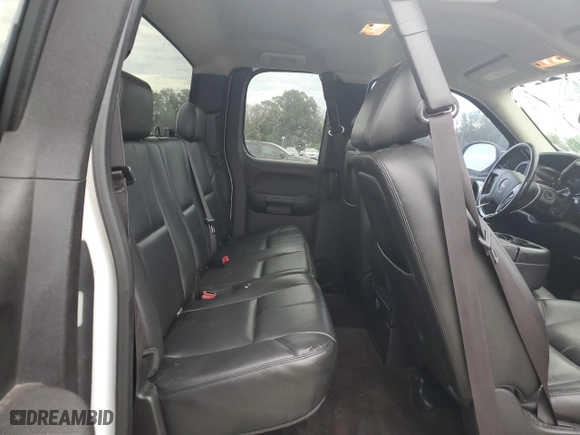 2013 GMC Sierra 2500HD SLE with VIN 1GT220C87DZ329932, listed as a Copart auction lot 74687254 with 111,537 mi miles and Salvage Title. Bid and sale history available at carsss.com. Image 10.