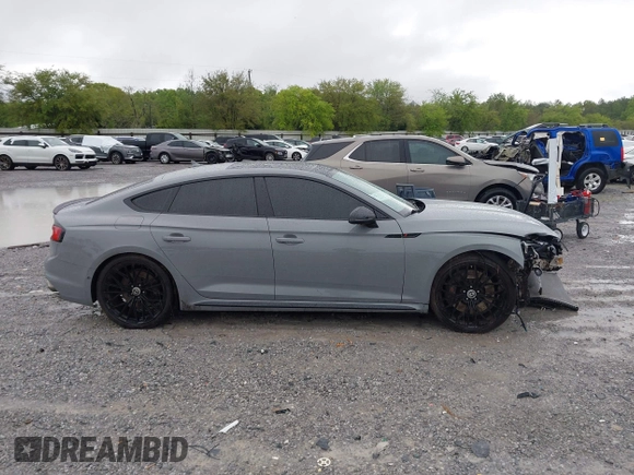 2019 Audi RS 5 Sportback z VIN WUABWCF54KA908298, wystawiony jako IAAI lot #41973097 z przebiegiem 84 666 mil mil oraz . Historia ofert i sprzedaży dostępna na DreamBid. Obrazek 12.