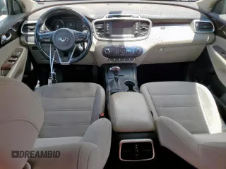 2017 Kia Sorento LX with VIN 5XYPGDA37HG211101, listed as a Copart auction lot 59623955 with 67,852 mi miles and Salvage title. Bid and sale history available at DreamBid. Image 8.