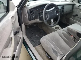 2002 Dodge Dakota SLT with VIN 1B7GL42X52S528521, listed as a Copart auction lot 85598784 with 168,740 mi miles and Salvage Title. Bid and sale history available at carsss.com. Image 8.