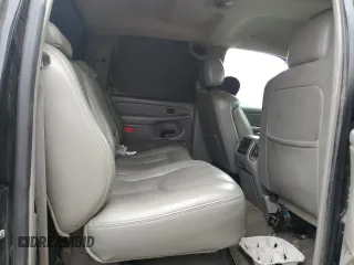 2004 Chevrolet Silverado 3500 SRW with VIN 1GCHK33254F235928, listed as a Copart auction lot 82113074 with 0 mi miles and Salvage Title. Bid and sale history available at carsss.com. Image 10.