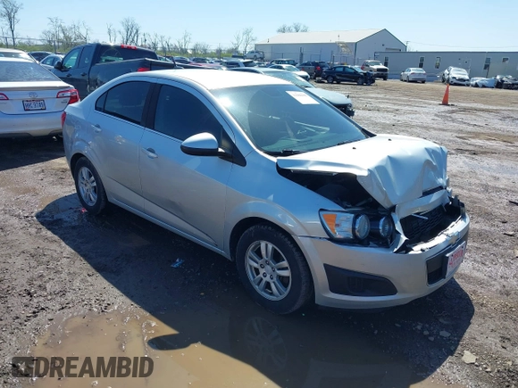 2013 Chevrolet Sonic LT with VIN 1G1JC5SHXD4185418, listed as a IAAI auction lot 41988445 with 177,696 mi miles. Bid and sale history available at carsss.com. Image 1.