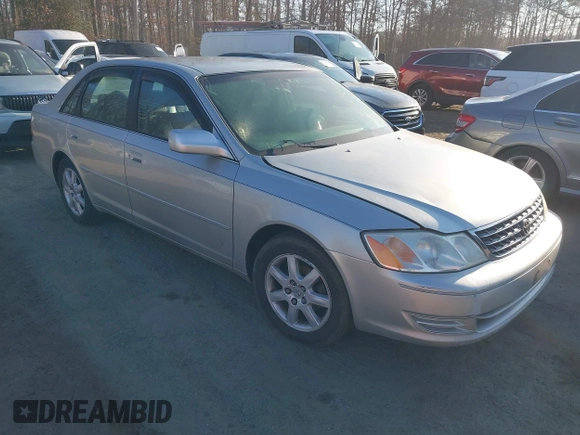2003 Toyota Avalon XL with VIN 4T1BF28B13U307386, listed as a IAAI auction lot 41652379 with 149,730 mi miles and . Bid and sale history available at carsss.com. Image 1.
