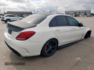 2018 Mercedes-Benz C 300 with VIN 55SWF4JB4JU253355, listed as a Copart auction lot 58866015 with 101,776 mi miles and Salvage title. Bid and sale history available at DreamBid. Image 3.