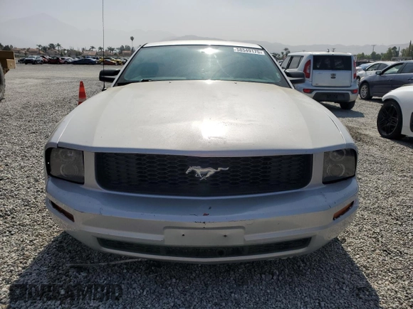 2007 Ford Mustang Deluxe с VIN 1ZVFT80N875282300, выставлен на аукционе Copart как лот 58549175 с пробегом 157 176 миль миль и Списание • Salvage title. История ставок и продаж доступна на DreamBid. Изображение 5.