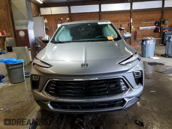 2025 Buick Encore GX Preferred with VIN KL4AMCSL8SB052818, listed as a Copart auction lot 63431465 with 2,200 mi miles and Salvage title. Bid and sale history available at DreamBid. Image 5.