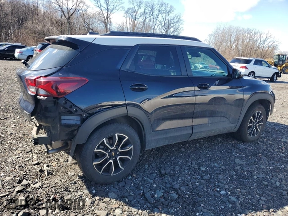 2021 Chevrolet TrailBlazer ACTIV with VIN KL79MSSL1MB148339, listed as a Copart auction lot 45146825 with 83,934 mi miles and Salvage Title. Bid and sale history available at DreamBid. Image 3.