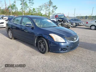 2012 Nissan Altima 3.5 SR with VIN 1N4BL2AP3CN532492, listed as a IAAI auction lot 41885698 with 258,524 mi miles. Bid and sale history available at carsss.com. Image 1.