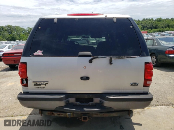 2000 Ford Expedition XLT with VIN 1FMRU1660YLB50757, listed as a Copart auction lot 60379794 with Not Provided miles and Non Repairable. Bid and sale history available at DreamBid. Image 6.