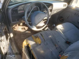 1994 Toyota Pickup with VIN JT4RN81A0R5189862, listed as a Copart auction lot 48068445 with 276,021 mi miles and Salvage title. Bid and sale history available at DreamBid. Image 8.