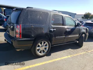 2011 GMC Yukon Denali with VIN 1GKS2EEF6BR137914, listed as a Copart auction lot 72957134 with 109,574 mi miles and Salvage Title. Bid and sale history available at carsss.com. Image 3.