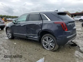 2024 Cadillac XT5 AWD Premium Luxury z VIN 1GYKNDRS2RZ723969, wystawiony jako Copart lot #53135435 z przebiegiem 2 279 mil mil oraz Szkoda całkowita • Salvage title. Historia ofert i sprzedaży dostępna na DreamBid. Obrazek 2.