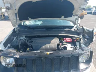 2020 Jeep Renegade Altitude z VIN ZACNJBBB0LPL70244, wystawiony jako IAAI lot #42461836 z przebiegiem 37 454 mil mil oraz . Historia ofert i sprzedaży dostępna na DreamBid. Obrazek 10.