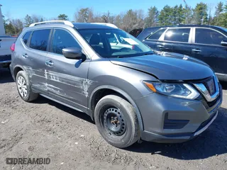 2017 Nissan Rogue SL with VIN JN8AT2MV0HW279217, listed as a IAAI auction lot 41797693 with 245,727 mi miles. Bid and sale history available at carsss.com. Image 1.