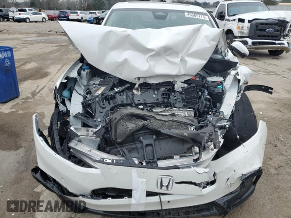 2024 Honda HR-V EX-L z VIN 3CZRZ1H78RM753266, wystawiony jako Copart lot #45585775 z przebiegiem Nie podano mil oraz Szkoda całkowita • Salvage title. Historia ofert i sprzedaży dostępna na DreamBid. Obrazek 5.