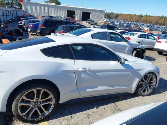 2021 Ford Mustang EcoBoost with VIN 1FA6P8TH0M5158309, listed as a IAAI auction lot 41045947 with 1 mi miles. Bid and sale history available at carsss.com. Image 13.