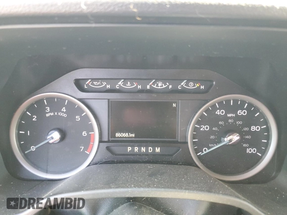 2020 Ford F-250 XL z VIN 1FT7W2BN2LEE59541, wystawiony jako Copart lot #85977044 z przebiegiem 86 068 mil mil oraz Czysty tytuł • Clean title. Historia ofert i sprzedaży dostępna na DreamBid. Obrazek 9.