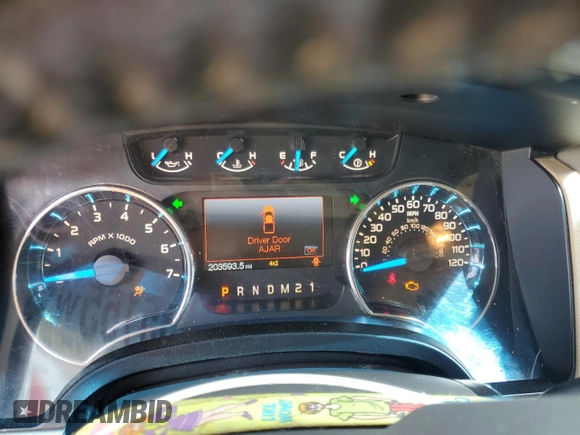 2013 Ford F-150 XL with VIN 1FTFW1ET2DKE96415, listed as a Copart auction lot 63535165 with 203,593 mi miles and Clean title. Bid and sale history available at DreamBid. Image 9.