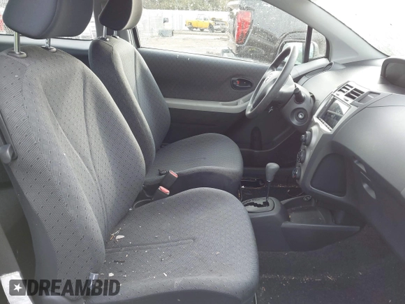 2009 Toyota Yaris with VIN JTDJT903795245887, listed as a IAAI auction lot 41690184 with 41,850 mi miles and . Bid and sale history available at carsss.com. Image 5.