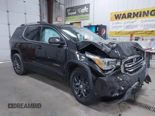 2019 GMC Acadia SLT z VIN 1GKKNULS7KZ157722, wystawiony jako IAAI lot #42057189 z przebiegiem 78 697 mil mil oraz . Historia ofert i sprzedaży dostępna na DreamBid. Obrazek 1.