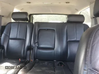 2007 Chevrolet Tahoe LT z VIN 1GNFK13007J135545, wystawiony jako Copart lot #48027025 z przebiegiem Nie podano mil oraz Szkoda całkowita • Salvage title. Historia ofert i sprzedaży dostępna na DreamBid. Obrazek 10.