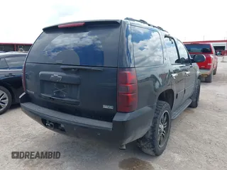 2010 Chevrolet Tahoe LT with VIN 1GNUCBE08AR289971, listed as a IAAI auction lot 42231031 with 247,601 mi miles and . Bid and sale history available at DreamBid. Image 4.