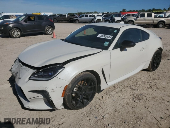 2023 Toyota GR86 Premium with VIN JF1ZNBE10P9762875, listed as a Copart auction lot 85042844 with 10,593 mi miles and Salvage Title. Bid and sale history available at carsss.com. Image 1.