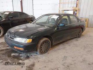 1997 Honda Accord EX с VIN 1HGCD5651VA243837, выставлен на аукционе IAAI как лот 42497303 с пробегом 292 510 миль миль и . История ставок и продаж доступна на DreamBid. Изображение 2.