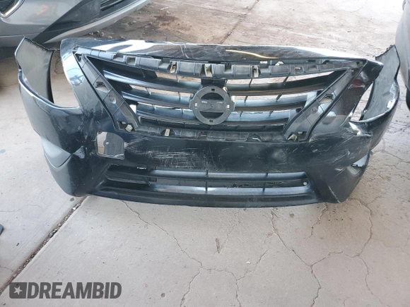 2017 Nissan Versa S z VIN 3N1CN7AP8HL905476, wystawiony jako Copart lot #56477485 z przebiegiem 103 508 mil mil oraz Szkoda całkowita • Salvage title. Historia ofert i sprzedaży dostępna na DreamBid. Obrazek 12.