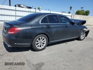 2019 Mercedes-Benz E-Class E 300 with VIN WDDZF4KB9KA590472, listed as a Copart auction lot 49493925 with 45,025 mi miles and Clean Title. Bid and sale history available at carsss.com. Image 3.
