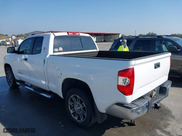 2014 Toyota Tundra 2WD Truck SR with VIN 5TFRM5F17EX071302, listed as a IAAI auction lot 41531189 with NaN miles. Bid and sale history available at carsss.com. Image 3.